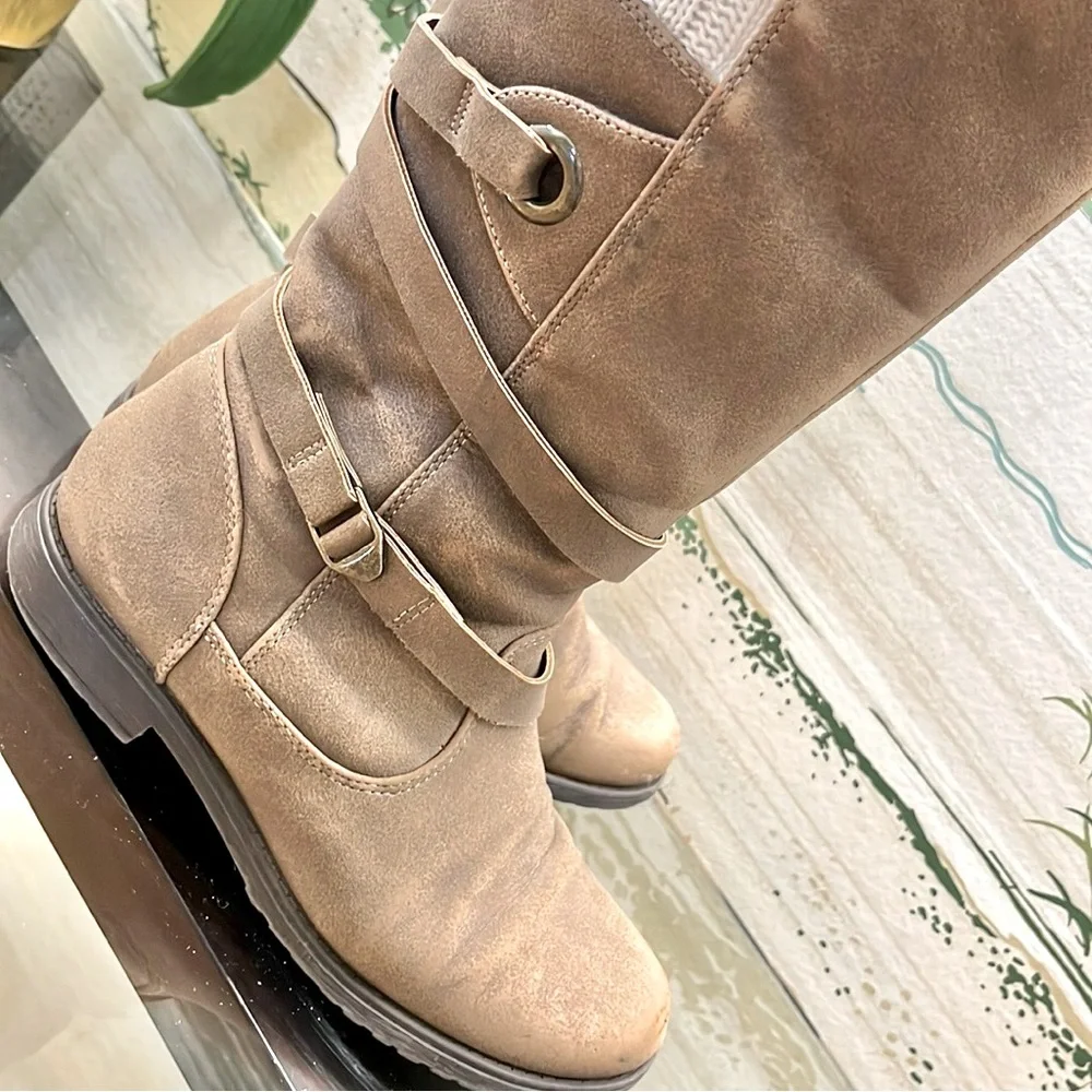 Stylish Brown Knee-High Lined Boots